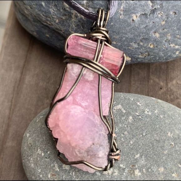 Pink Tourmaline & Smithsonite Pendant - Picture 8 of 13